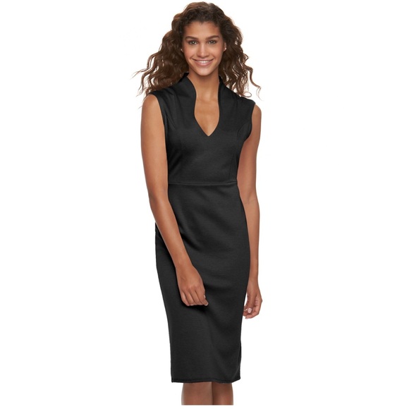Almost Famous Dresses & Skirts - Black almost famous bodycon v-neck sleeveless dress. Small collar. Medium.